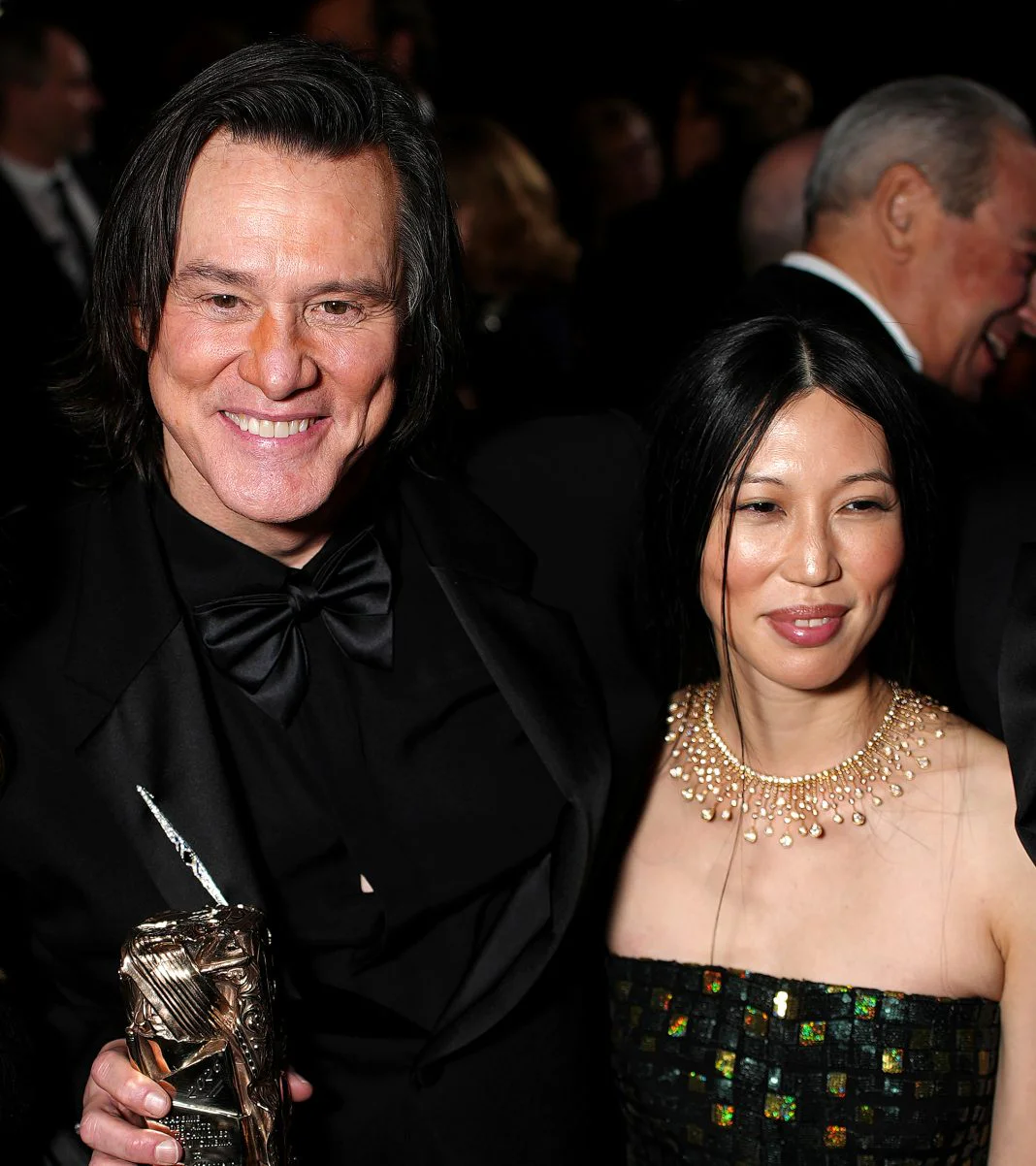 source-latimes-carrey-marries-min-ah-full