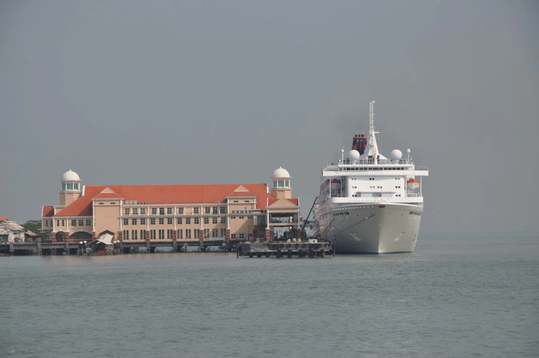 source-wikimedia-cruise-maiden-calls-penang