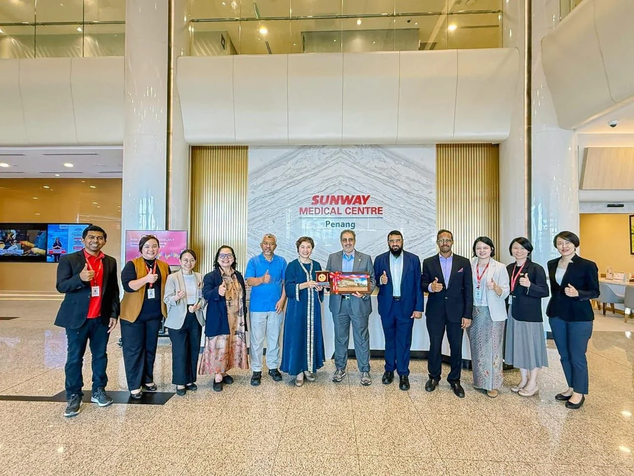 Qatar delegation at Sunway Medical Centre Penang